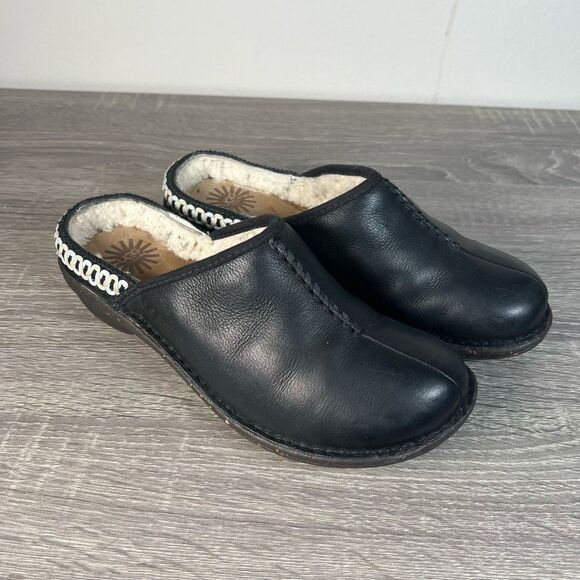 UGG Kohala Black Leather Slip On Mules - Picture 1 of 8